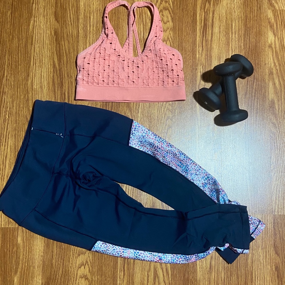 CALIA by Carrie Underwood leggings